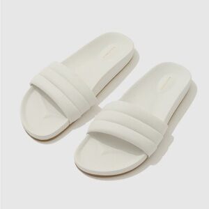 Beatrice Valenzuela White Sandals